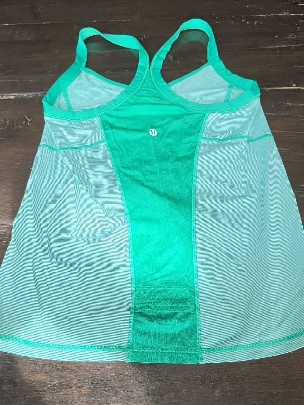 (10) Lululemon Kelly Green Striped Athletic Tank Top Light Fresh Athleisure - Picture 5 of 7